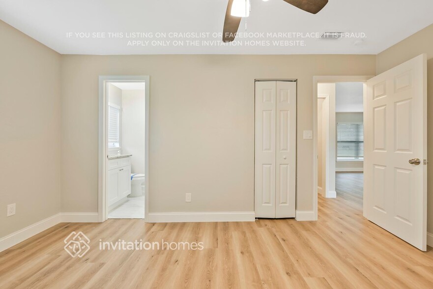 Building Photo - 936 Park Manor Dr