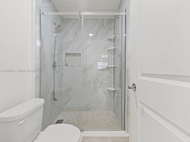 Building Photo - 3605 SW 122nd Pl