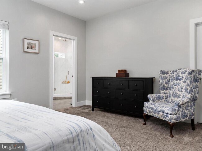 Building Photo - 2552 Buckthorn Dr