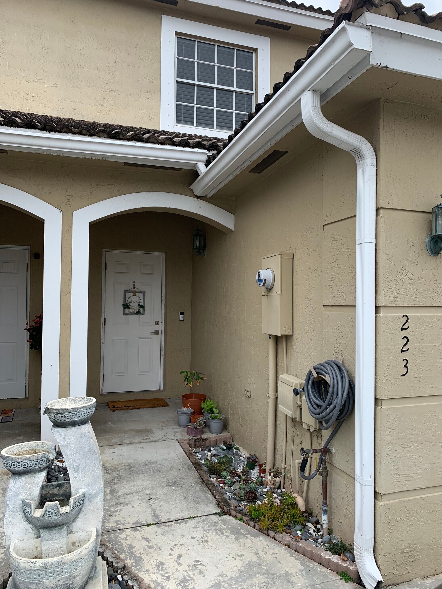 Building Photo - 223 SW 120th Ave