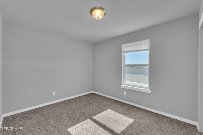 Building Photo - 14557 Desert Poppy Ct