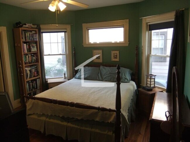 Primary Photo - Great Price - Spacious Allston 3-Bedroom