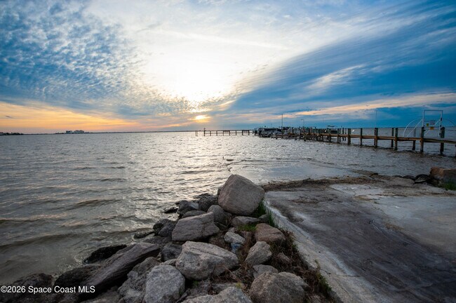 Building Photo - 230 Cape Shores Cir