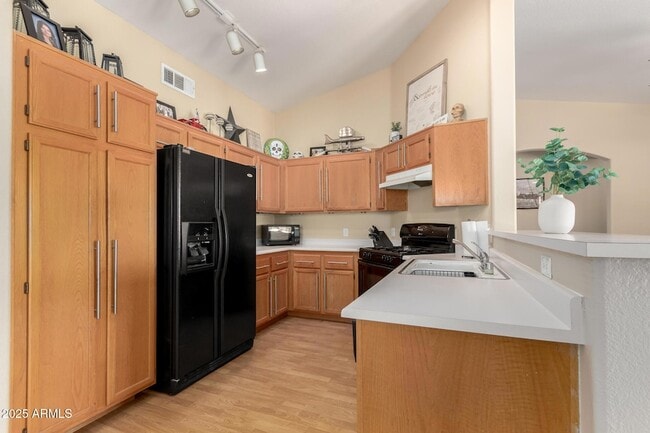 Building Photo - 8375 W Dahlia Dr