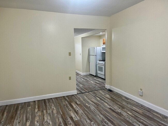 Building Photo - 233 Division St