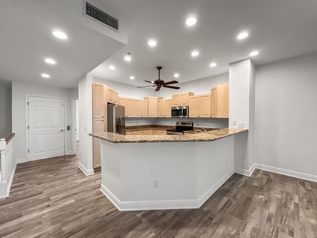 Building Photo - Stunning 3-Story Beach Townhome – Steps from the Gulf! 3bed|3bath