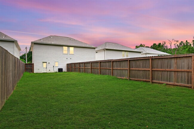 Building Photo - 809 Avenue J Pl