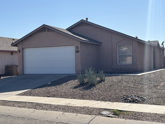 Primary Photo - 2456 S Ajay Ave