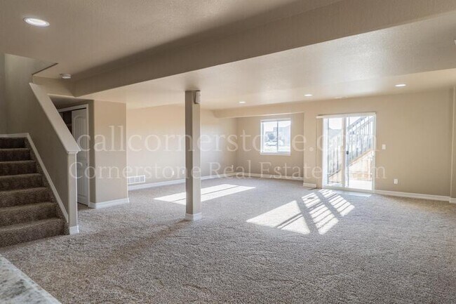 Building Photo - 6070 Jorie Rd