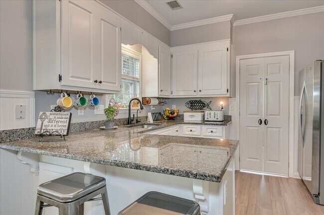 Building Photo - 4441 McManus Ct