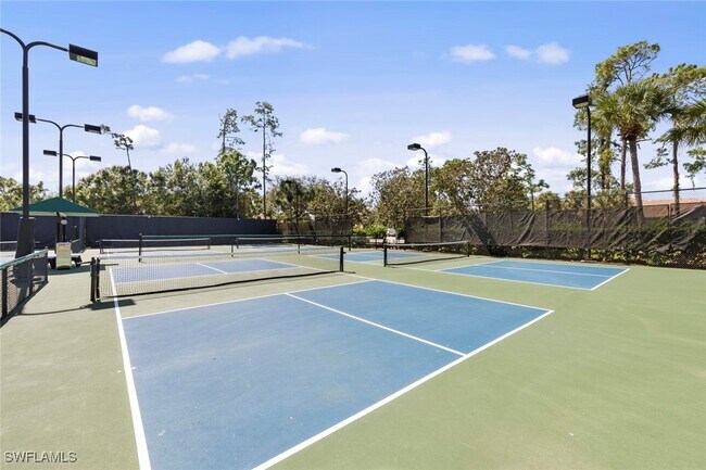 Building Photo - 10135 Colonial Country Club Blvd