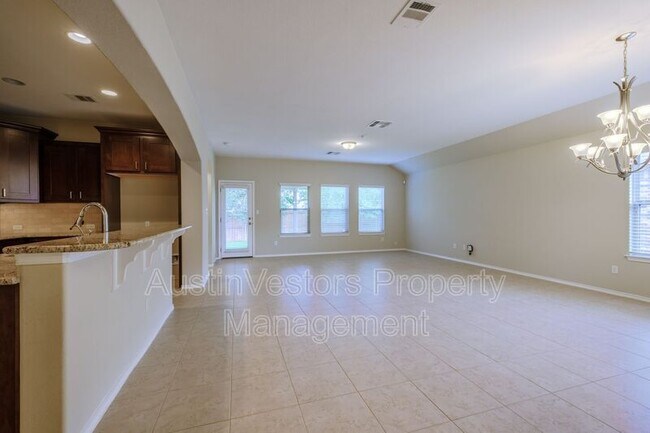 Building Photo - 17624 Bridgefarmer Blvd
