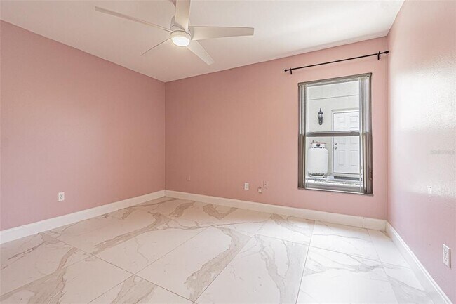 Building Photo - 8024 Las Cruces Ct