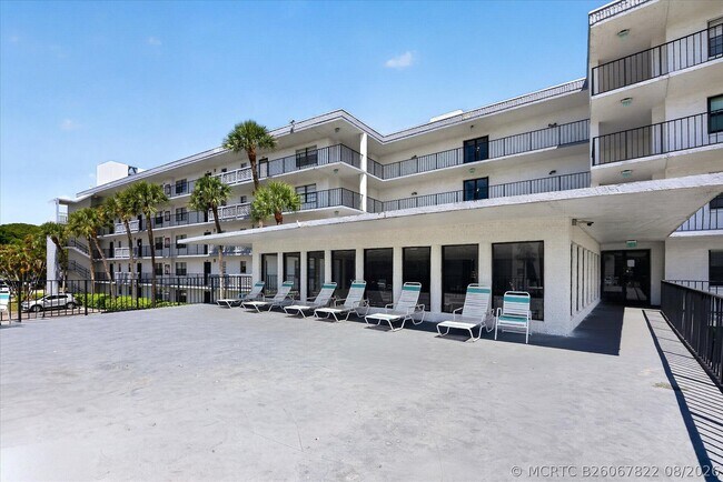 Building Photo - 9235 SW 8th St