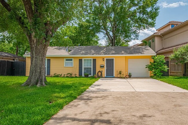 Building Photo - 5513 Fairdale Ln