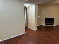 Building Photo - 8327 Vineyard Ave