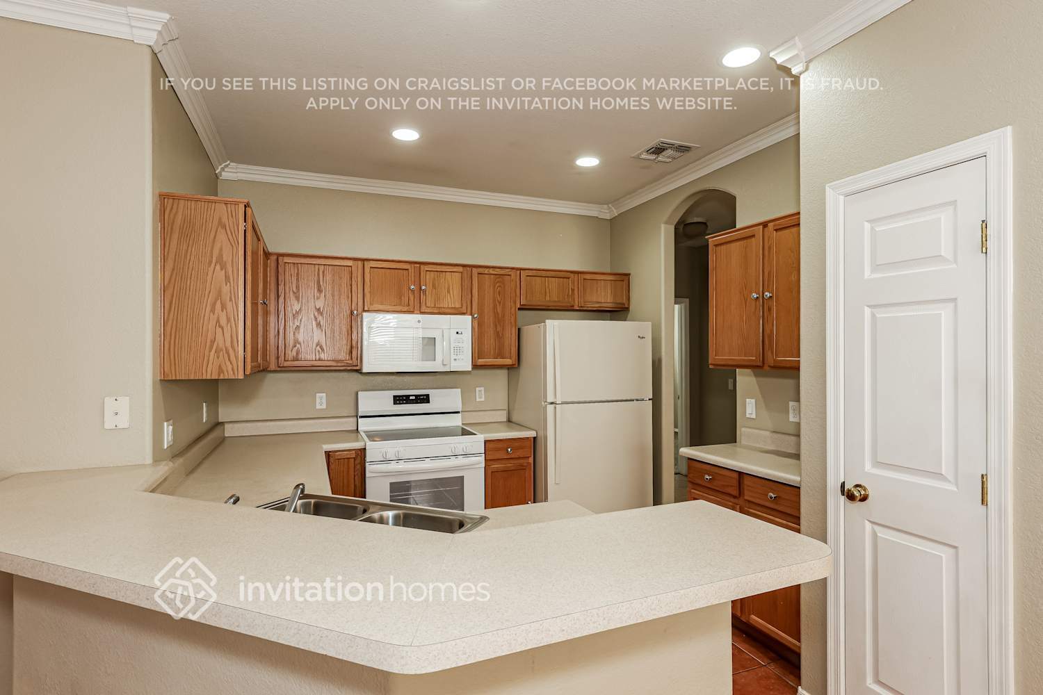 Building Photo - 3871 N 141st Dr