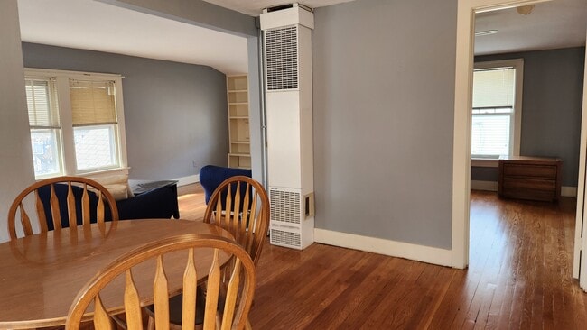 Building Photo - 228 S Church St