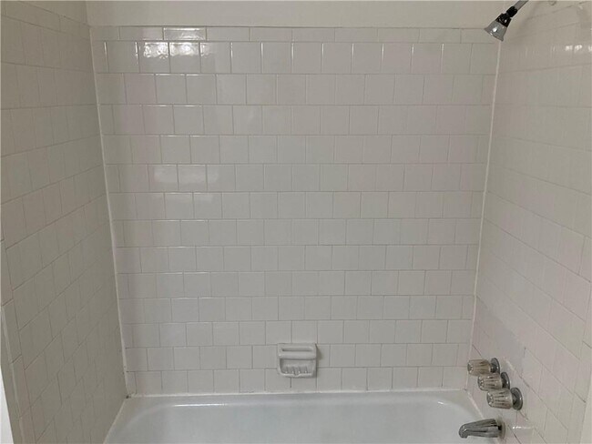 Building Photo - 6354 Shannon Pkwy