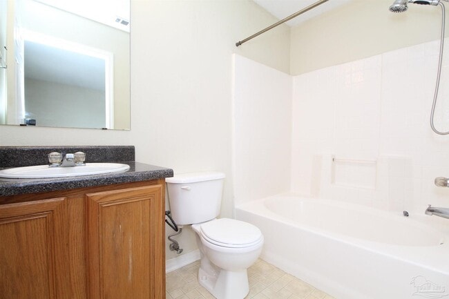 Building Photo - 2013 Marquesas Ln