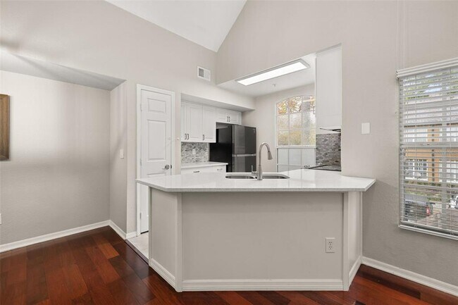 Building Photo - 6324 Raleigh St