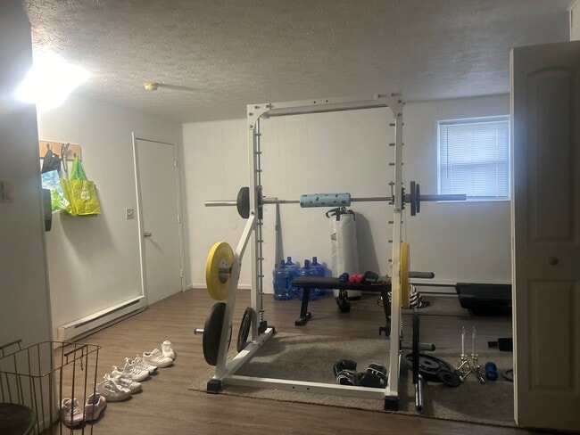 Building Photo - 14268 Prospect Rd