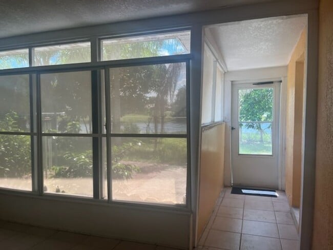 Building Photo - Kissimmee Home