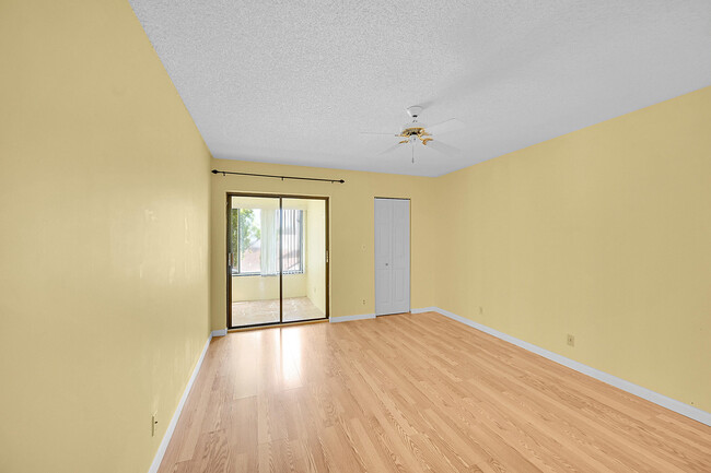 Building Photo - 3154 Via Poinciana