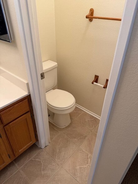 Building Photo - 3600 Banyon Ct