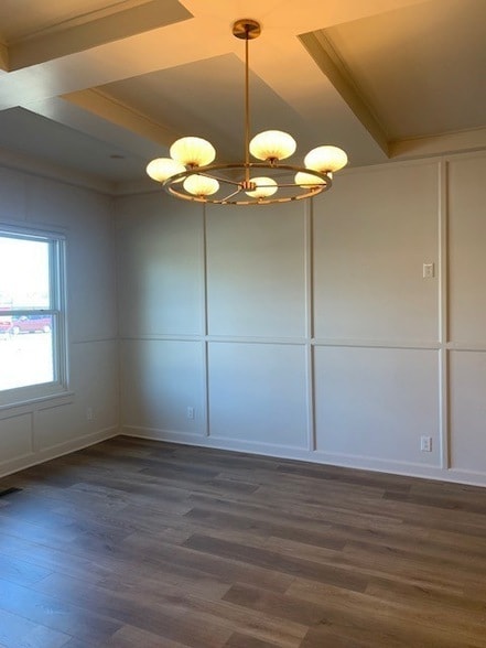 Building Photo - 326 W Main St