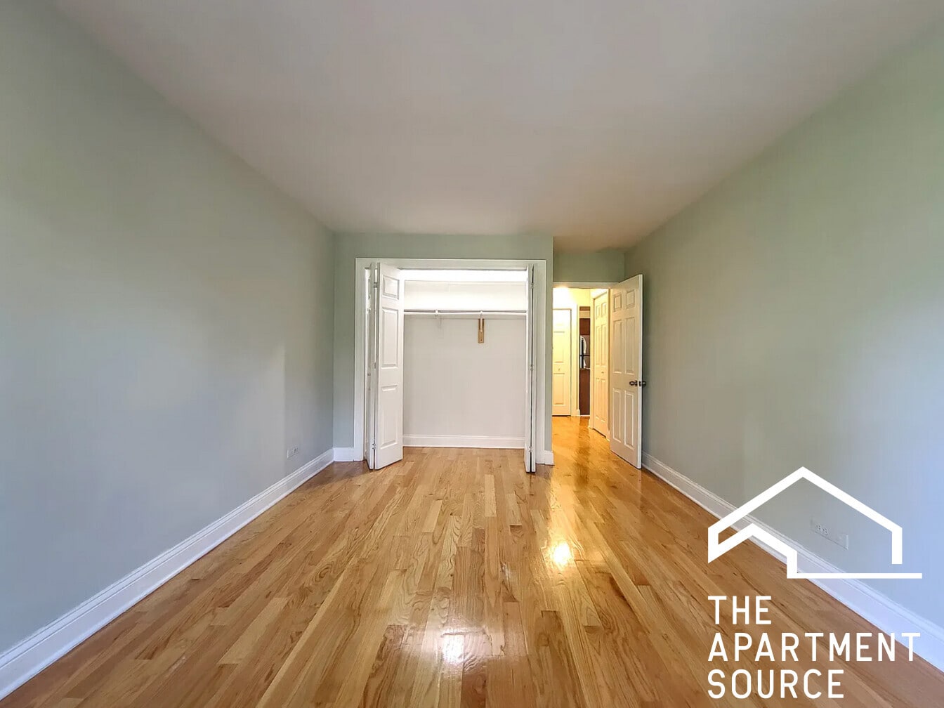 Building Photo - 1449 N Dearborn St