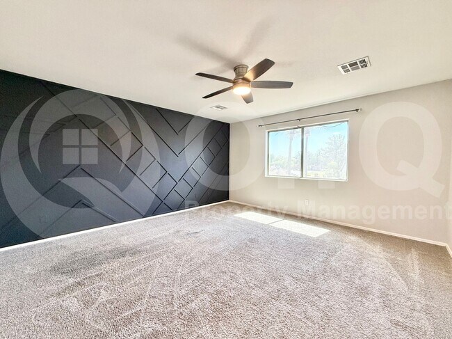 Building Photo - 3913 S Crosscreek Dr