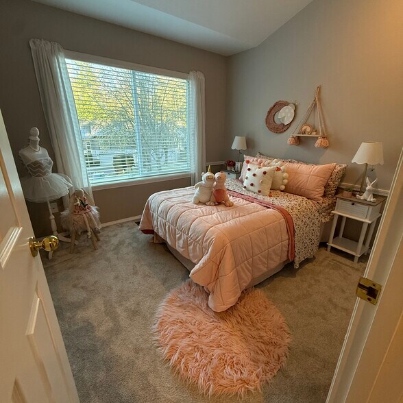 Building Photo - 3748 257th Ave SE