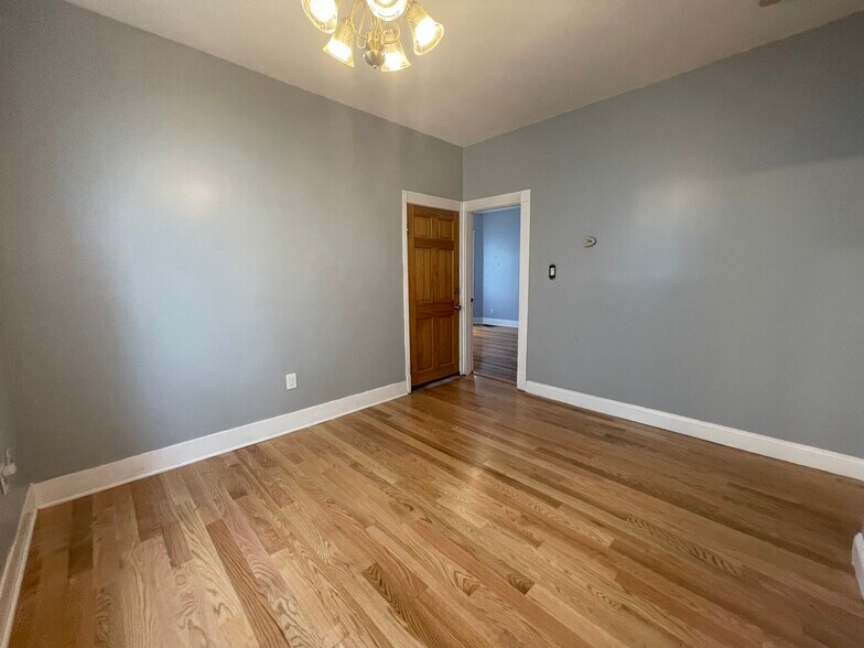 Building Photo - 20 Litchfield St