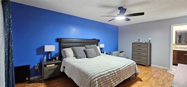 Building Photo - 10123 Fairtree Ln