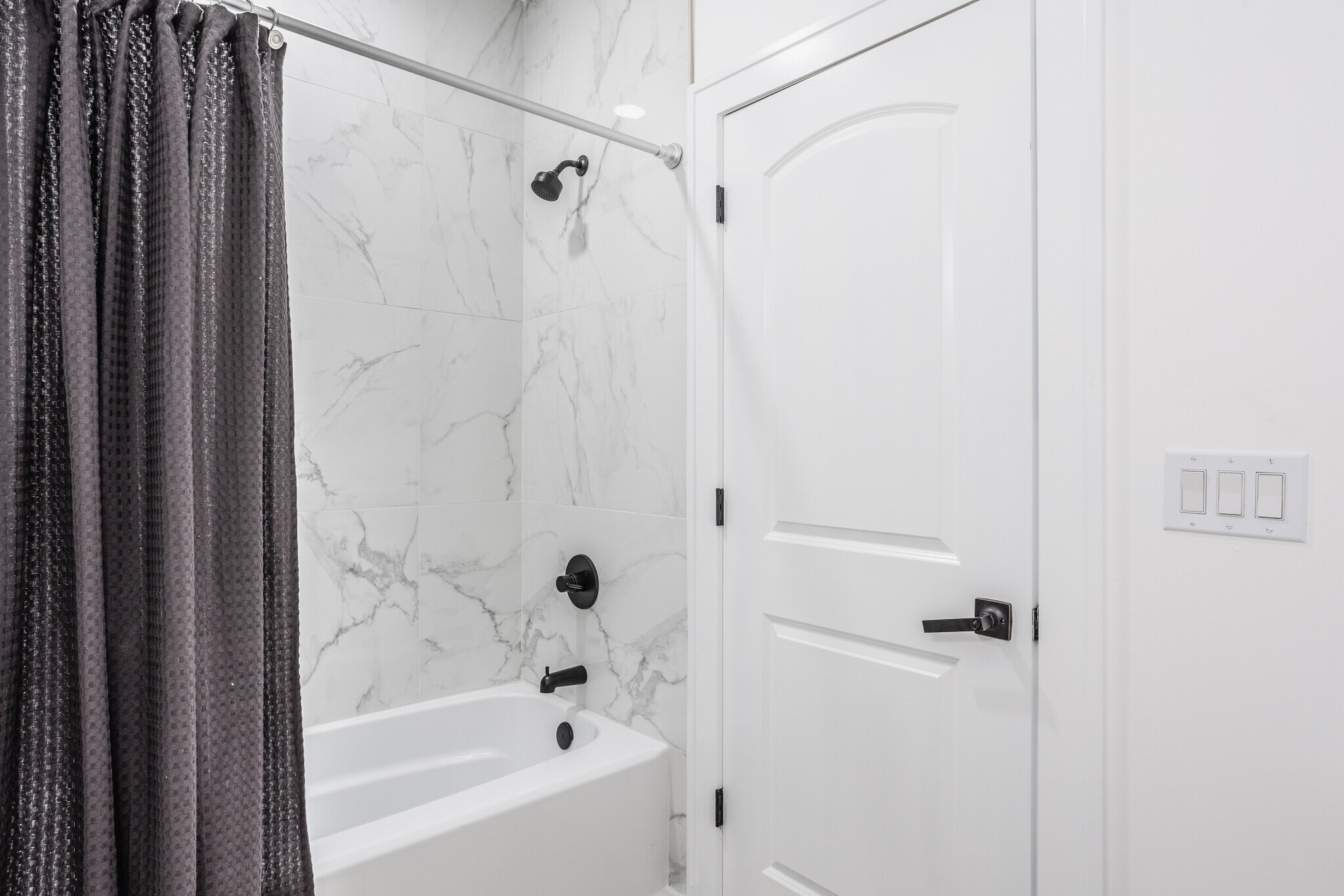 Building Photo - 1309 Spann Ave