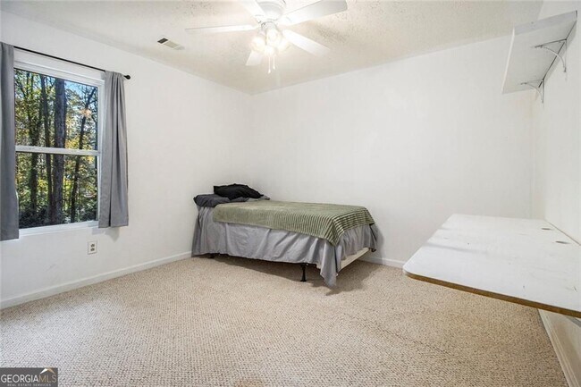 Building Photo - 8212 Lullwater Ct