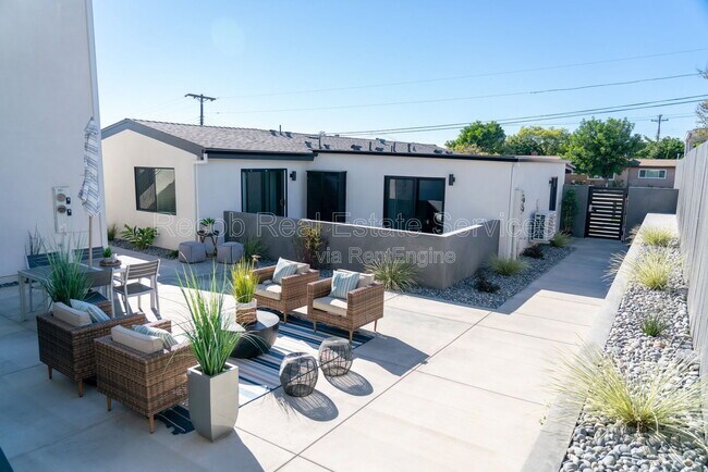 Building Photo - 3563 Angwin Dr