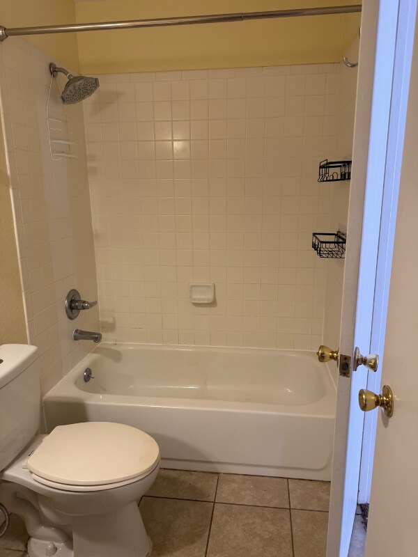 Building Photo - 812 SE 11th St