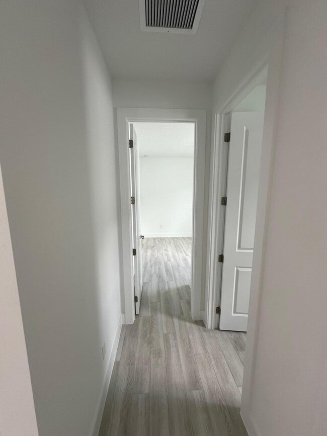 Building Photo - 12166 Viridian Blvd