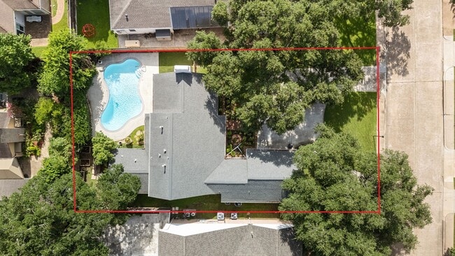 Building Photo - 10214 Inwood Dr