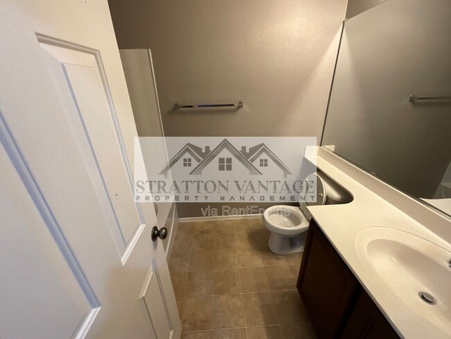 Building Photo - 2874 S Nielson St