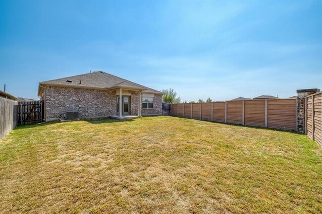 Building Photo - 108 Kleberg Ct