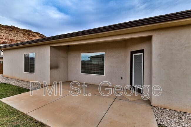 Building Photo - 3731 E Shooting Star Ln