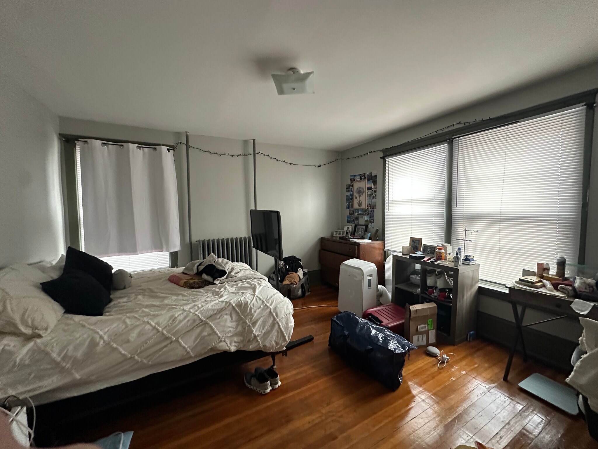 Building Photo - 302 Mitchell St