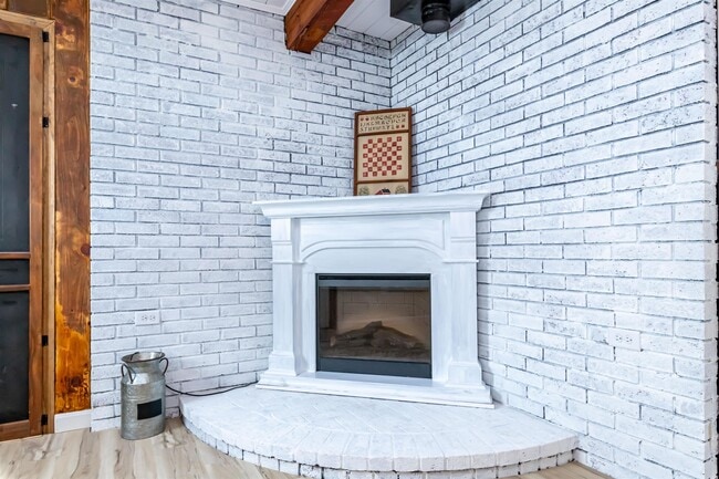 Building Photo - 339 Fremont Rd