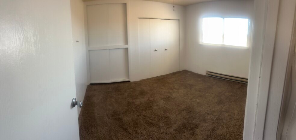 Building Photo - 697 Diamondback Dr