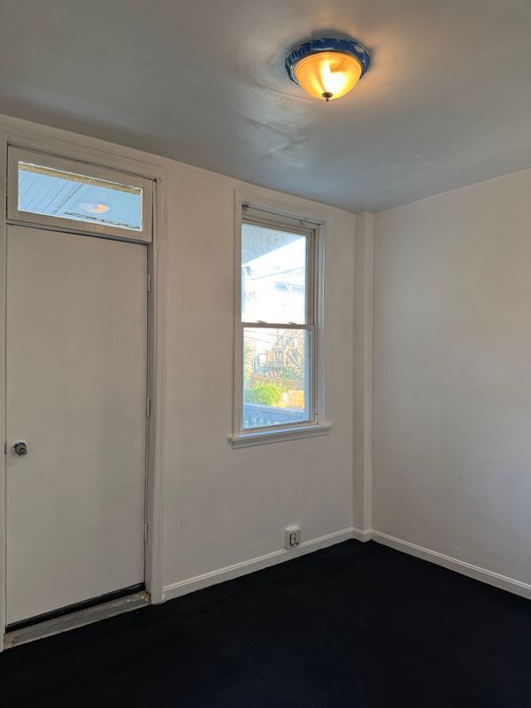 Building Photo - 1206 Oakhurst Pl