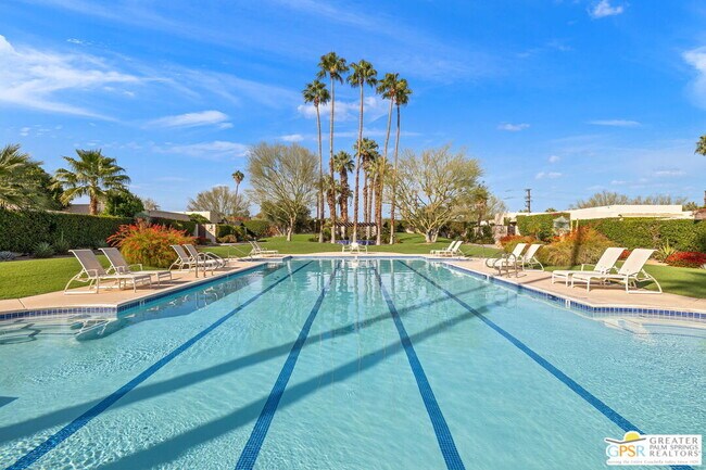 Building Photo - 427 N Calle Rolph