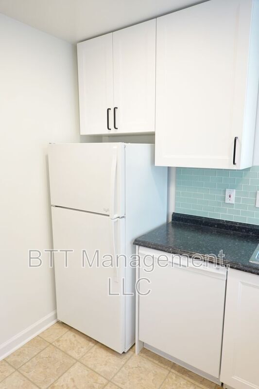 Building Photo - 8207 Garland Ave